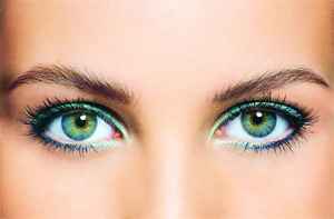 Как красить глаза снизу