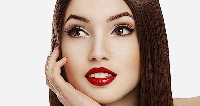 Как правильно наносить повседневный макияж на глаза