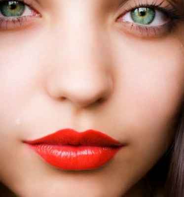 Дневной макияж для зеленых глаз и светлых волос