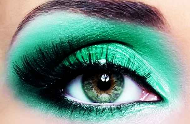 Как правильно красить глаза зелено карие