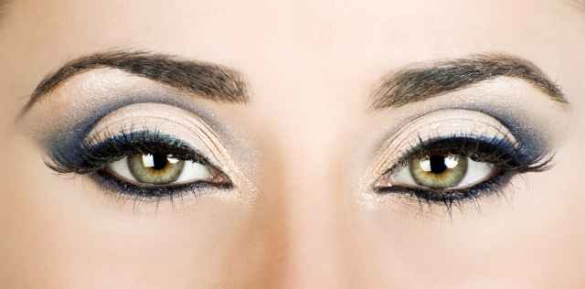 Красивый макияж для серо зеленых глаз в домашних условиях фото