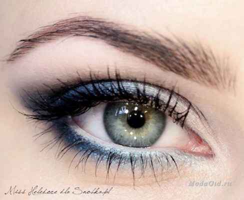 Легкий макияж для серых глаз поэтапно