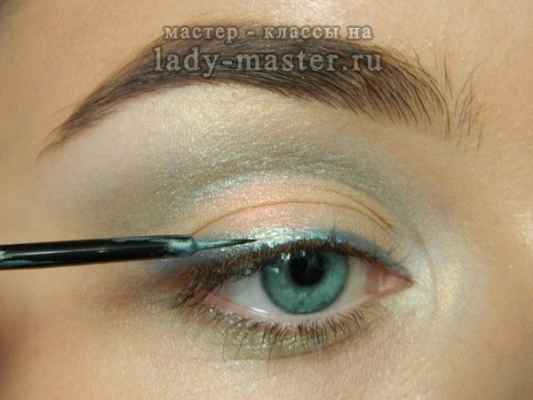 Летний макияж для зеленых глаз пошагово фото на каждый день