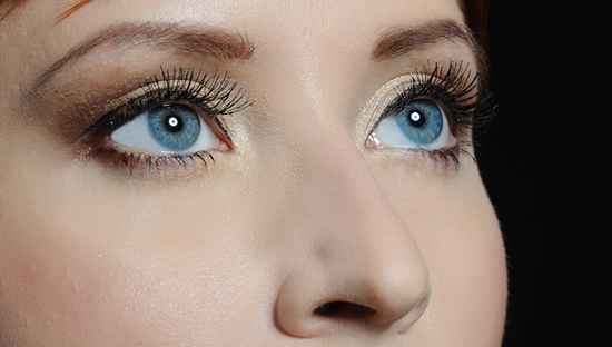 Макияж на голубые глаза дневной макияж