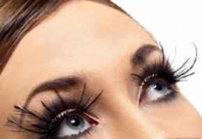 Как делать макияж глаз с нарощенными ресницами