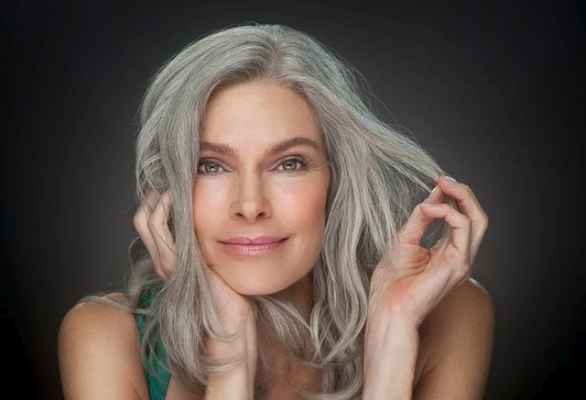 Как сделать при помощи макияжа большие глаза 50 летней женщине