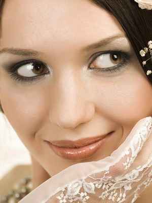 Свадебный макияж для карих глаз сиреневый