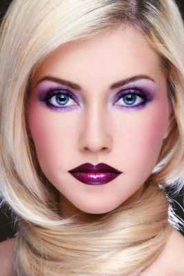 Какой макияж подходит блондинкам с серо голубыми глазами