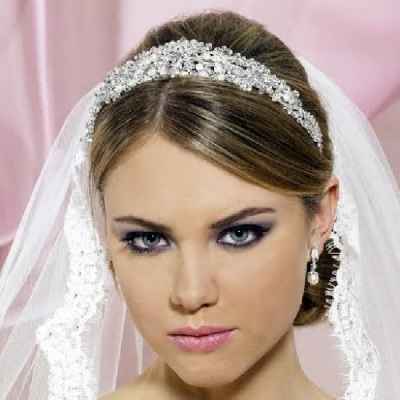 Легкий макияж на свадьбу для серых глаз