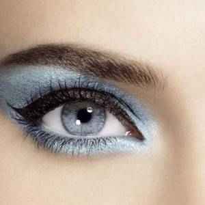 Секреты макияжа для голубых глаз
