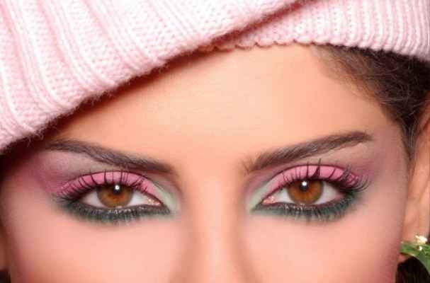 Аккуратный макияж для карих глаз
