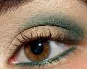 Как красить глаза каре зеленые глаза