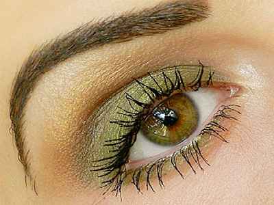 Лучший макияж для каре зеленых глаз