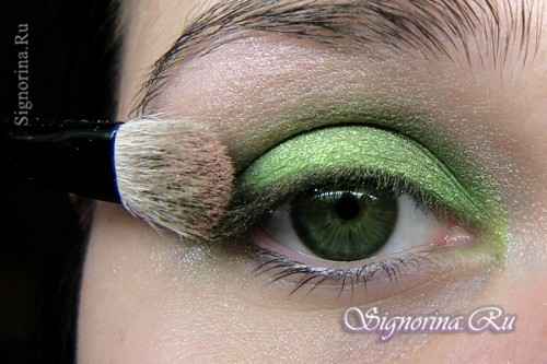 Нежный макияж для зеленых глаз пошагово фото