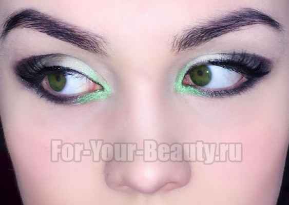 Вечерний макияж для зеленых глаз фото поэтапно 25 лет